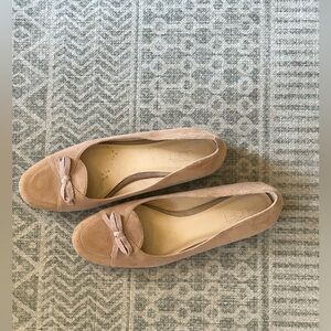 LOFT Women's Beige Bow Suede Flats